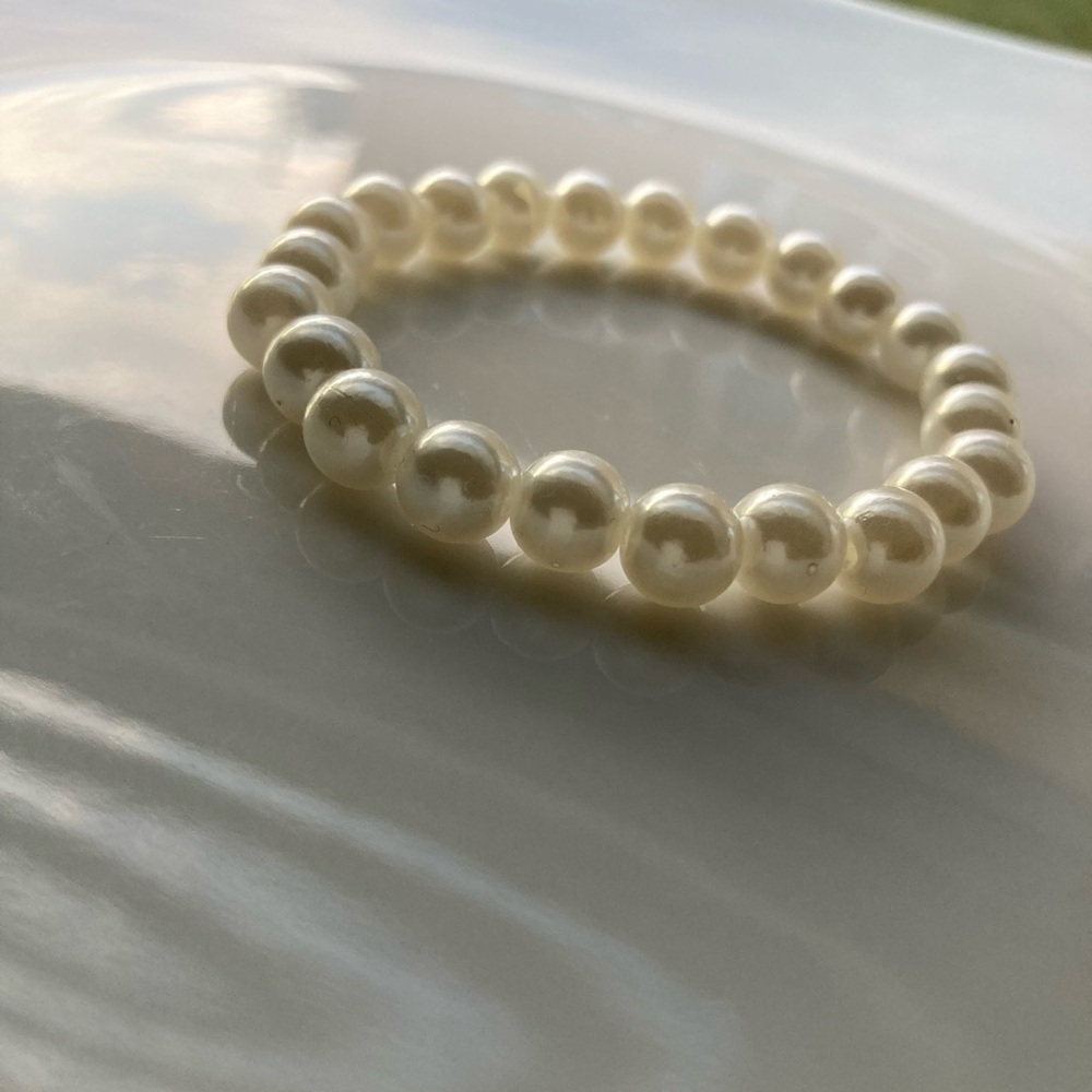 Exquisitely Delicate Freshwater Vintage & Simply Style  Pearl Bracelet - Picture 8 of 11